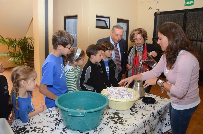 Visita A Un Taller De Reciclaje                