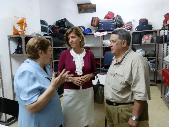 Colaboran con el centro voluntarios, CAI y otras entidades sociales