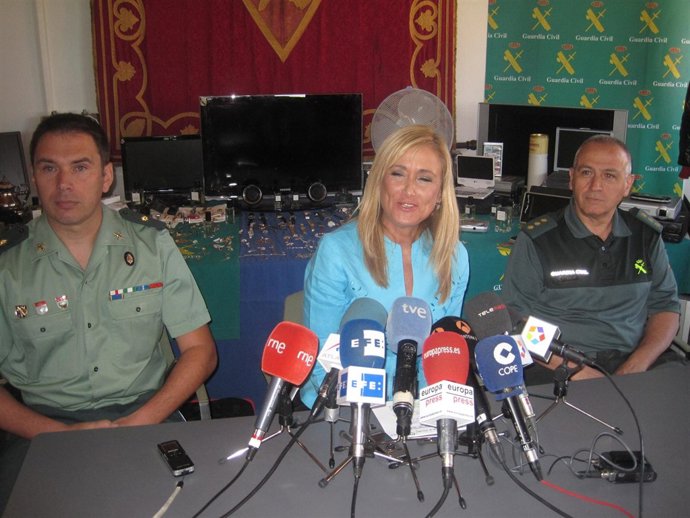 Cifuentes Junto Con El Comandante José Manuel Salgado