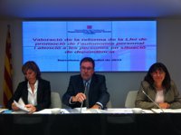 Más de 57.000 catalanes no cobrarán la dependencia hasta 2015 