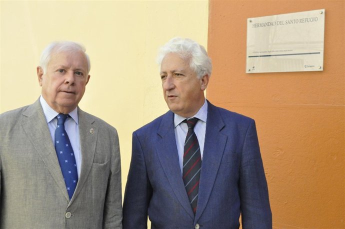 El Justicia de Aragón, Fernando García Vicente, y el hermano mayor del Refugio.