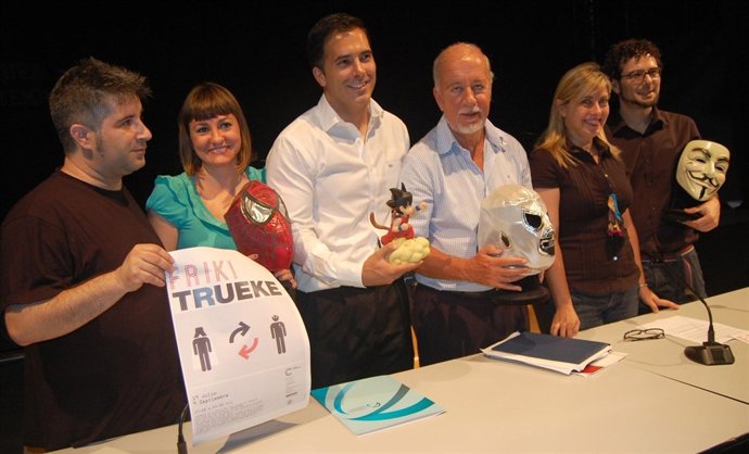 Presentación del mercadillo 'frikitrueque'