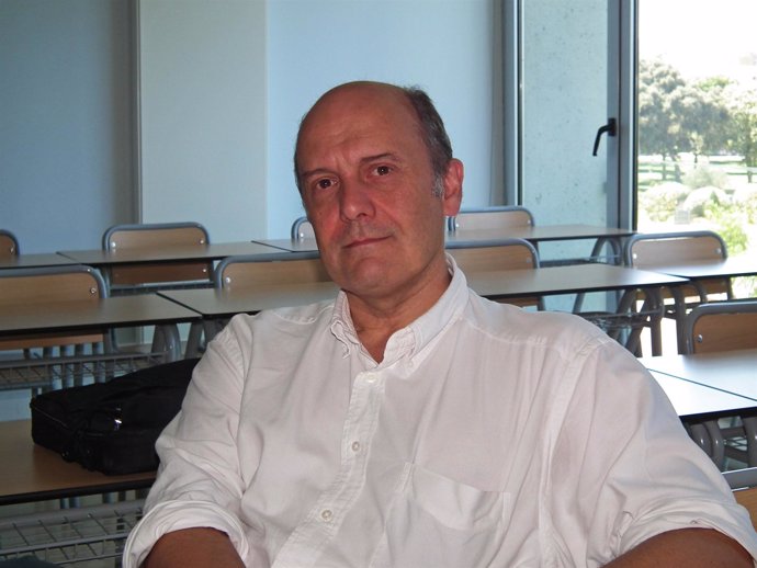 El investigador del CSIC y el IBBTEC Piero Crespo