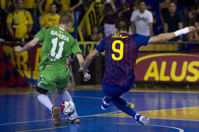 Sergio Lozano Lanza A Portería Ante La Presencia De Matamoros