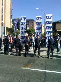 Concentración de policías nacionales contra Cosidó por los recortes