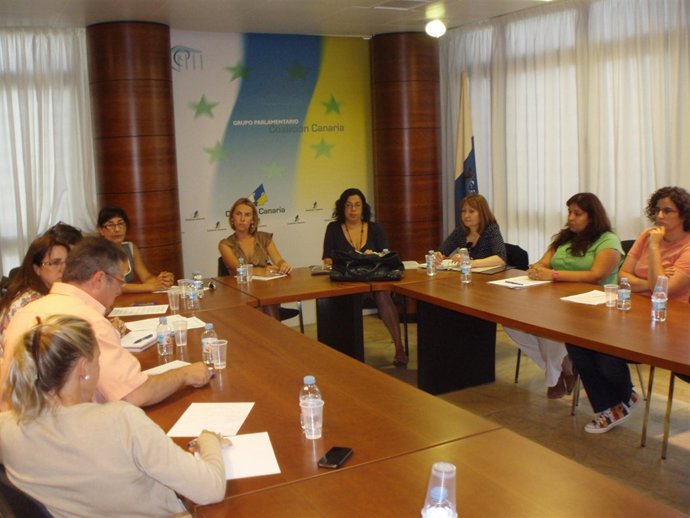 Un instante de la reunión    