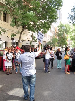 Protestas delante del Ministerio de Interior