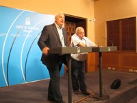 UGT-A y CCOO-A critican el "acoso y derribo" del Gobierno con Andalucía, que estará de "inmediato intervenida de facto"