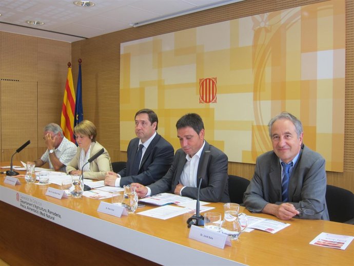 El Conseller De Agricultura Josep Maria Pelegrí Presenta Fruiturismo