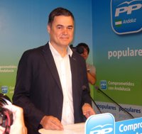 PP-A pide la "rectificación total" de los "recortes" a empleados públicos y considera "un paripé" dejar la paga de julio