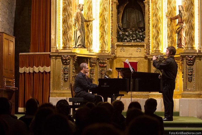 Concierto en la capilla diocesana de Santillana del Mar