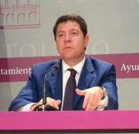 Page desea "lo mejor" a Cospedal en el caso 'Detectives Almirante' y subraya que la denuncia no proviene del PSOE