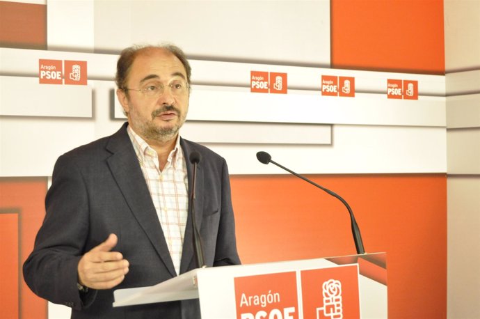 El Secretario General Del PSOE-Aragón, Javier Lambán.