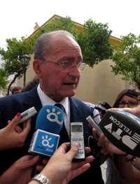 De la Torre cree "injusto premiar" a Sevilla y defiende que cada ciudad tenga las inversiones que necesite