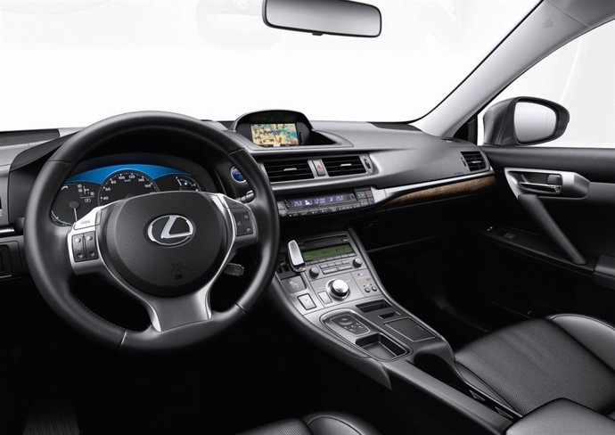 Lexus CT 200H Con Navegador Tomtom