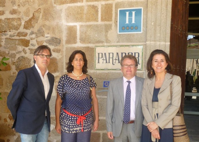 Visita de Alarcó al Parador de Plasencia
