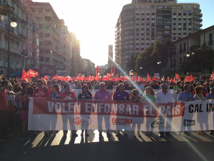 Participantes En La Manifestación De Valencia