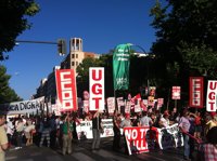 Alrededor de 40.00 personas se manifestaron en Logroño "en contra de los recortes"