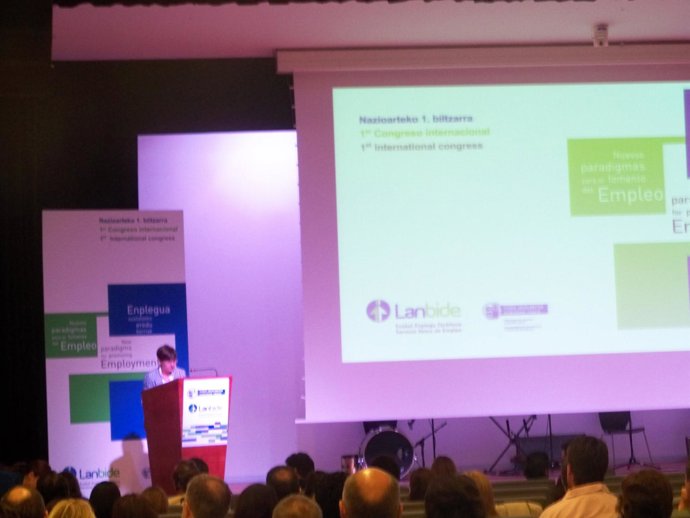 Zabaleta durante la clausura del Congreso Internacional de Empleo