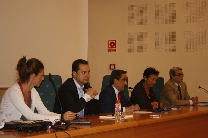 Clausura cursos de verano de la UC en la sede de Torrelavega