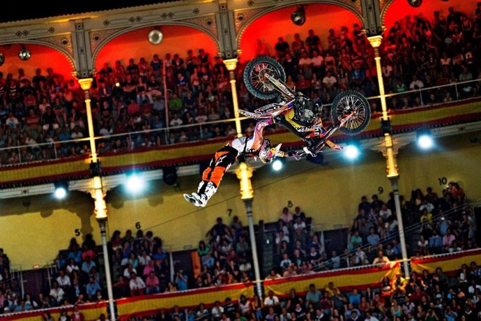 Levi Sherwood Red Bull X-Fighters