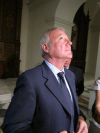 Valcárcel advierte que "en la práctica, todas las CCAA están intervenidas"