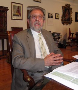 El rector de la Universidad de Valladolid, Marcos Sacristán.