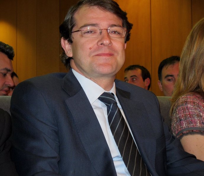 El candidato del PP a la Alcaldía de Salamanca, Alfonso Fernández Mañueco