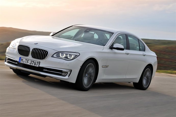 BMW 750D XDRIVE