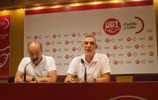 El secretario regional de UGT en una rueda de prensa