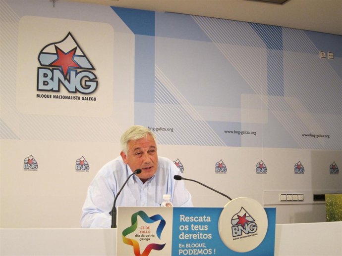 El portavoz del BNG, Guillerme Vázquez, en rueda de prensa