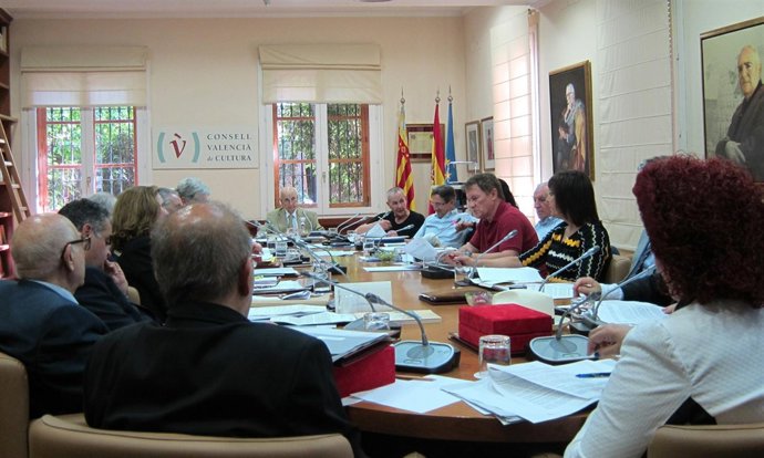 Durante Un Pleno Del Consell Valencià De Cultura