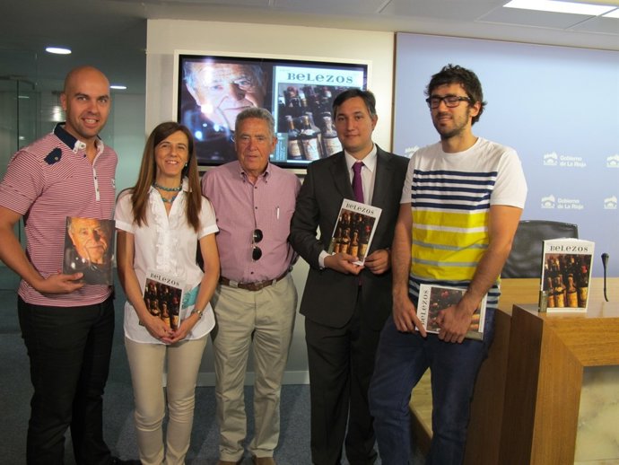 Pérez Pastor en la presentación de la revista Belezos