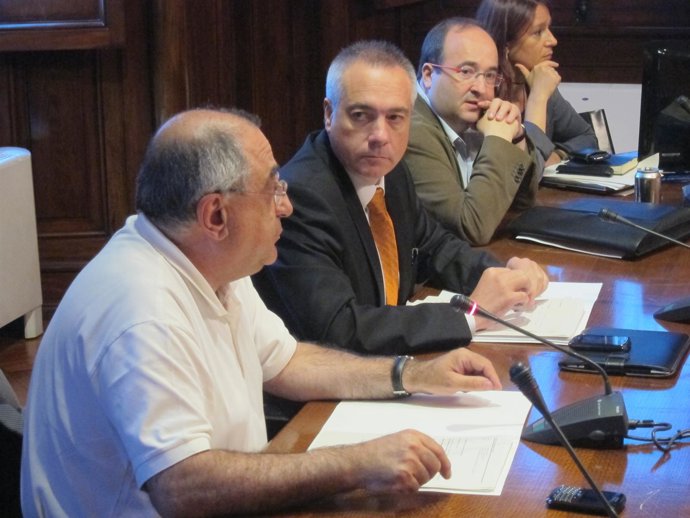 J.Nadal, P.Navarro Y M.Iceta, PSC