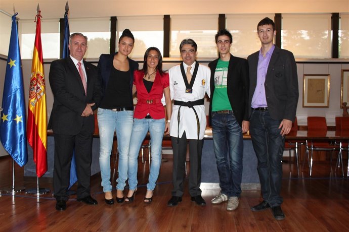 Recepcion Equipo De Taekwondo Español - CSD