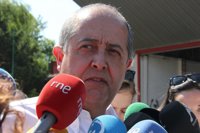 AMP.- Incendios.- Un foco entre Terrades y Boadella impide que el incendio entre en fase de control