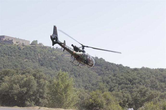 Helicóptero Francés En Le Perthus, En El Incendio Del Empordà