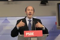 Peces-Barba.- Rubalcaba rinde tributo a un hombre del que aprendió "a no tirar jamás la toalla"