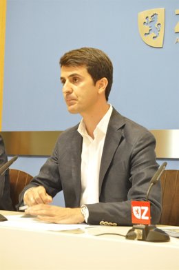 El concejal del PP-Zaragoza, Pedro Navarro. 