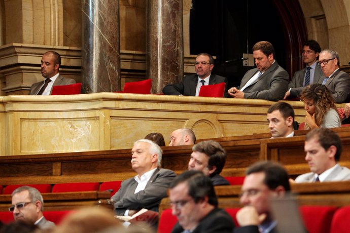 El Presidente De La Diputación De Lleida, Joan Reñé, En El Parlament