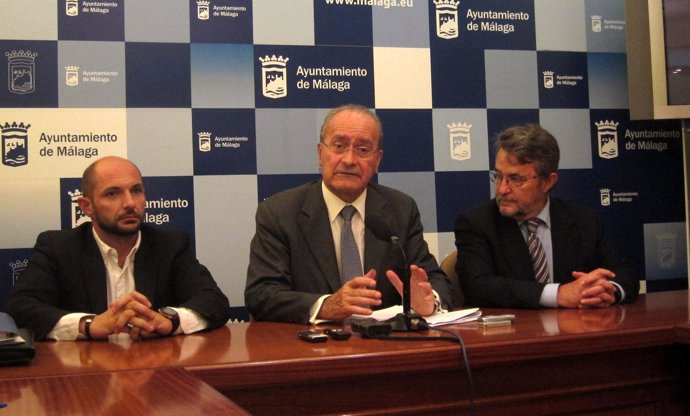 El alcalde de Málaga, Francisco de la Torre, en rueda de prensa