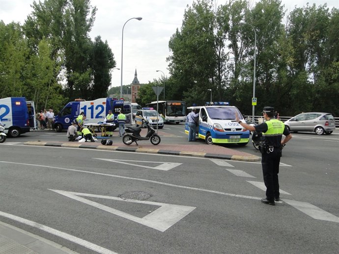 Accidente de tráfico en el cruce de Cuatrovientos.