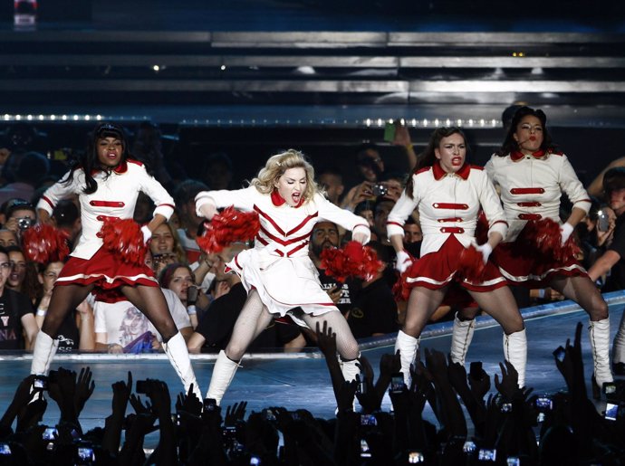 Madonna durante un concierto en Israel