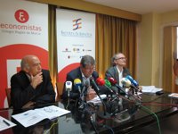 El 40,8% de los economistas murcianos creen que el déficit público regional se situará entre el 2,5 y el 3,5 del PIB