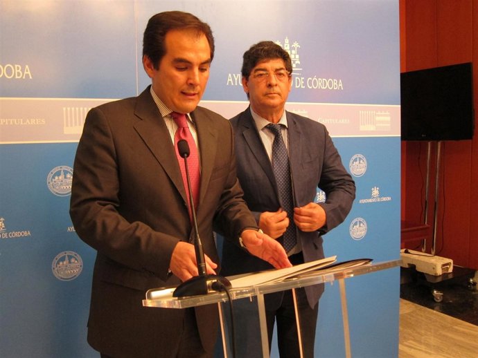 El alcalde habla ante el vicepresidente de la Junta