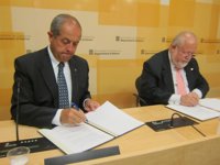 Incendios.- Cataluña alerta de la "situación generalizada de riesgo" y estudia restringir el acceso a zonas protegidas