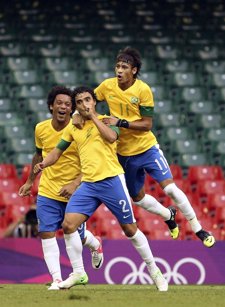 Brasil asusta y se relaja en el debut ante Egipto (3-2)