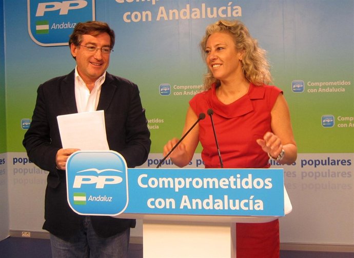 Rafael Carmona Y Carolina España, En Rueda De Prensa