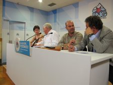 GUILLERME VÁZQUEZ ACOMPAÑADO POR RESPONSABLES MUNICIPALES