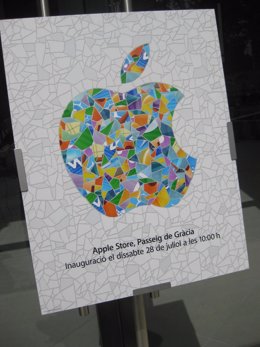 Logotipo Apple Store De Barcelona En Paseo De Gracia
